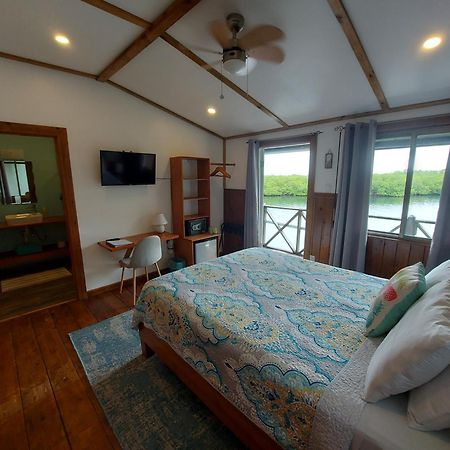 The Sunsetter Bed & Breakfast Bocas del Toro Eksteriør billede