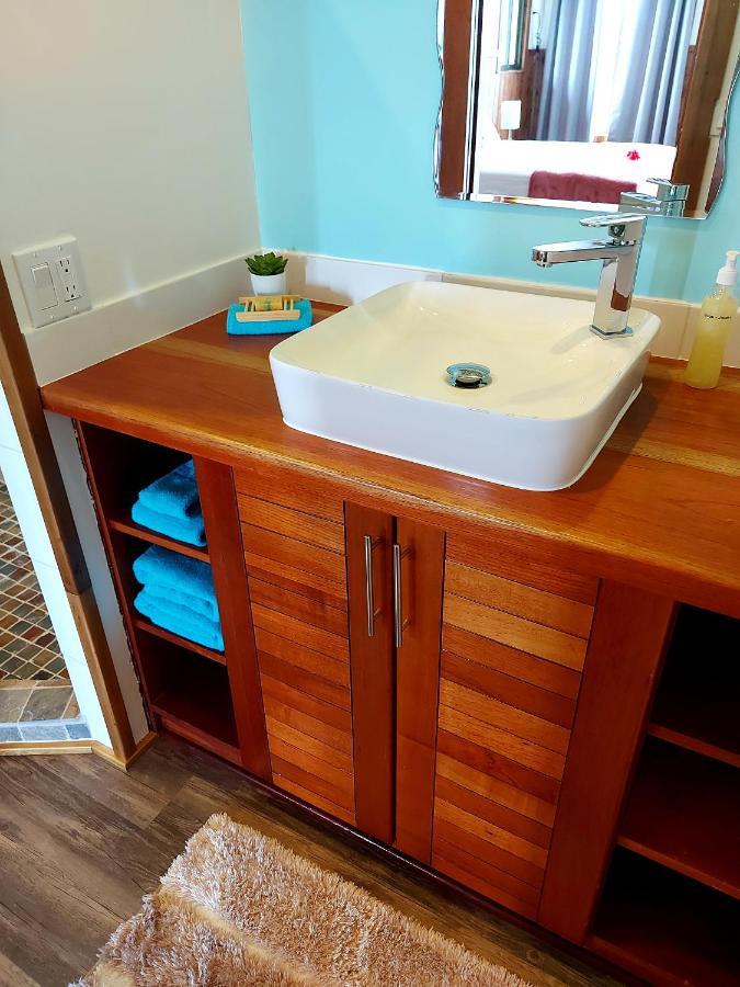 The Sunsetter Bed & Breakfast Bocas del Toro Eksteriør billede