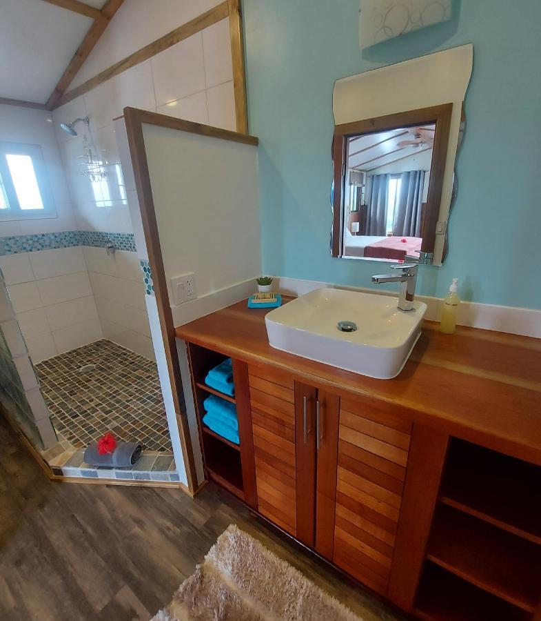 The Sunsetter Bed & Breakfast Bocas del Toro Eksteriør billede