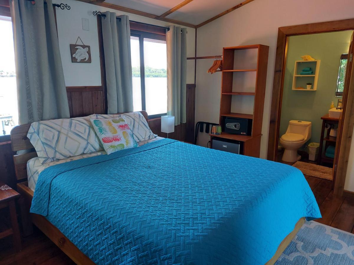 The Sunsetter Bed & Breakfast Bocas del Toro Eksteriør billede