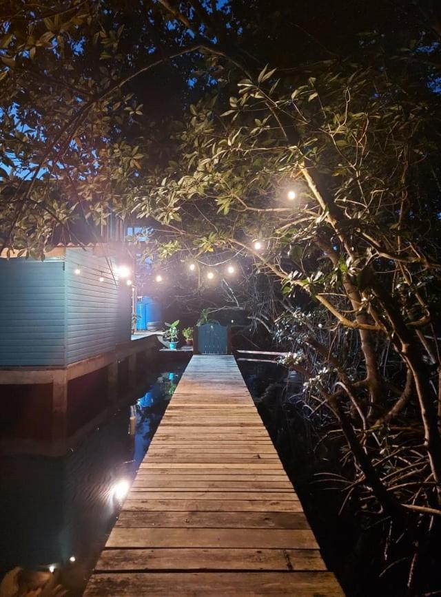 The Sunsetter Bed & Breakfast Bocas del Toro Eksteriør billede