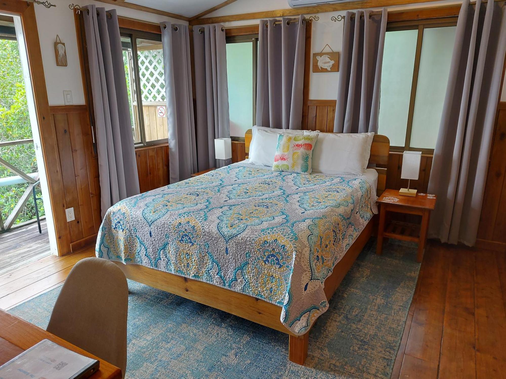 The Sunsetter Bed & Breakfast Bocas del Toro Eksteriør billede