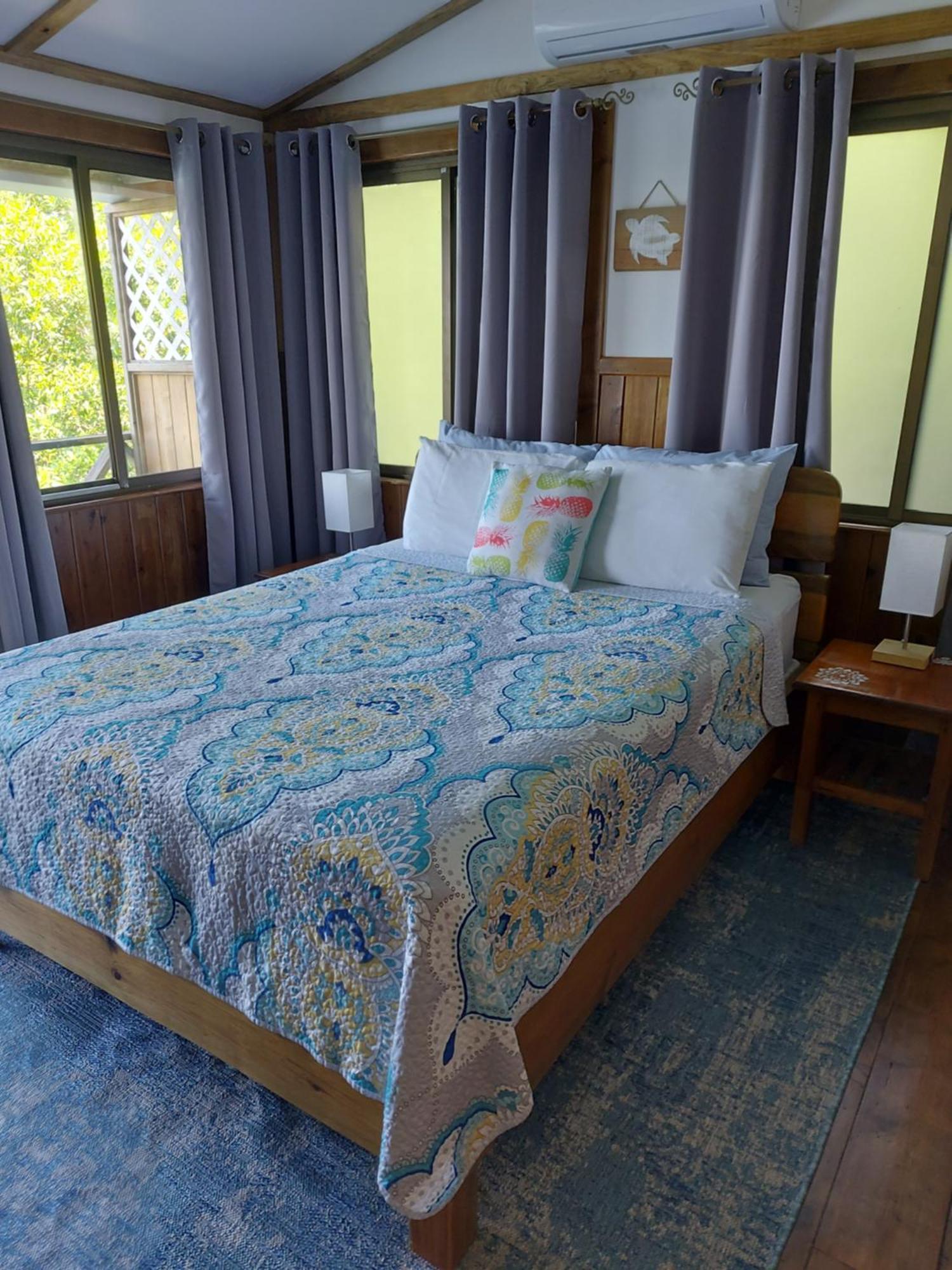 The Sunsetter Bed & Breakfast Bocas del Toro Eksteriør billede