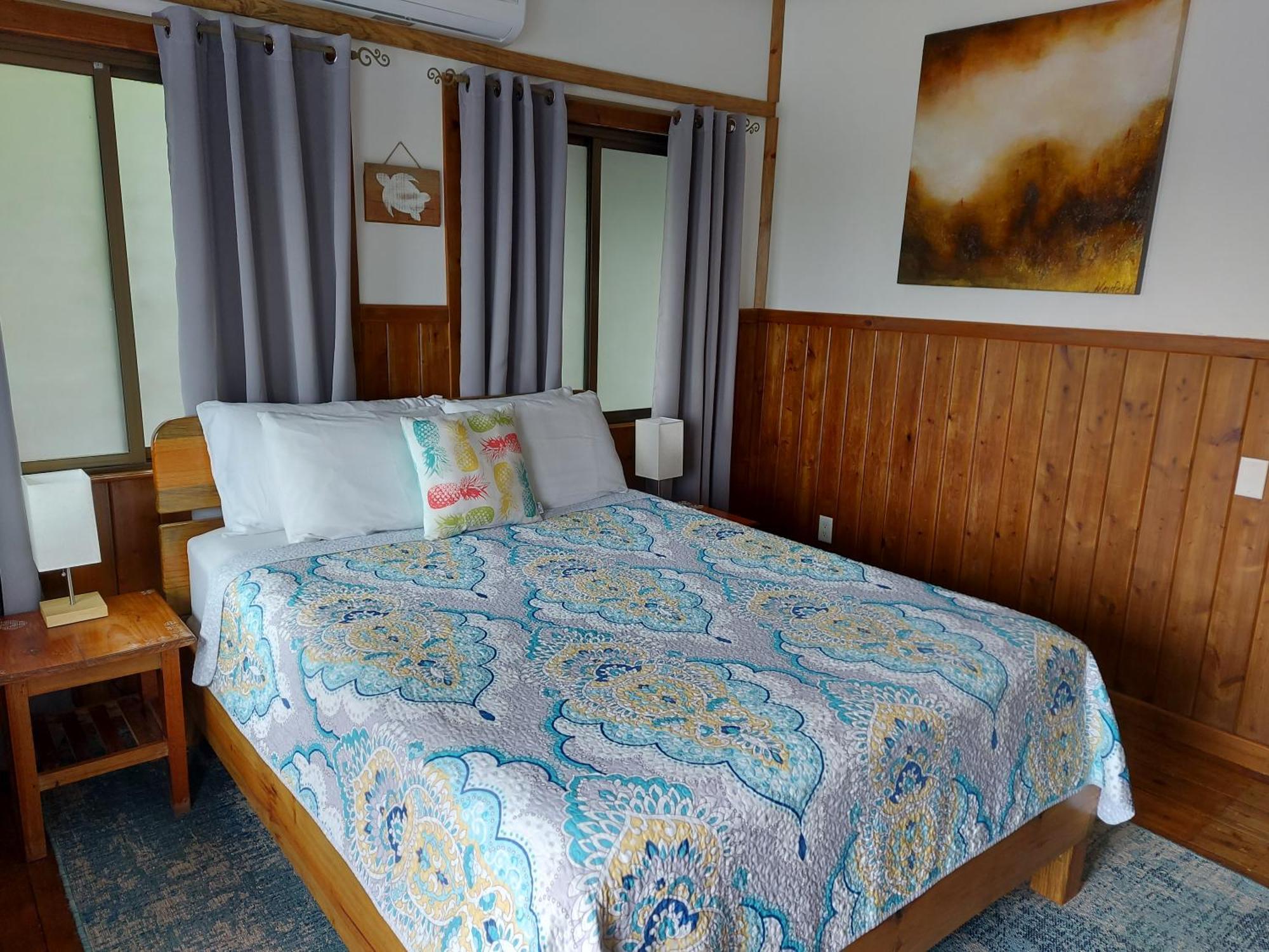 The Sunsetter Bed & Breakfast Bocas del Toro Værelse billede